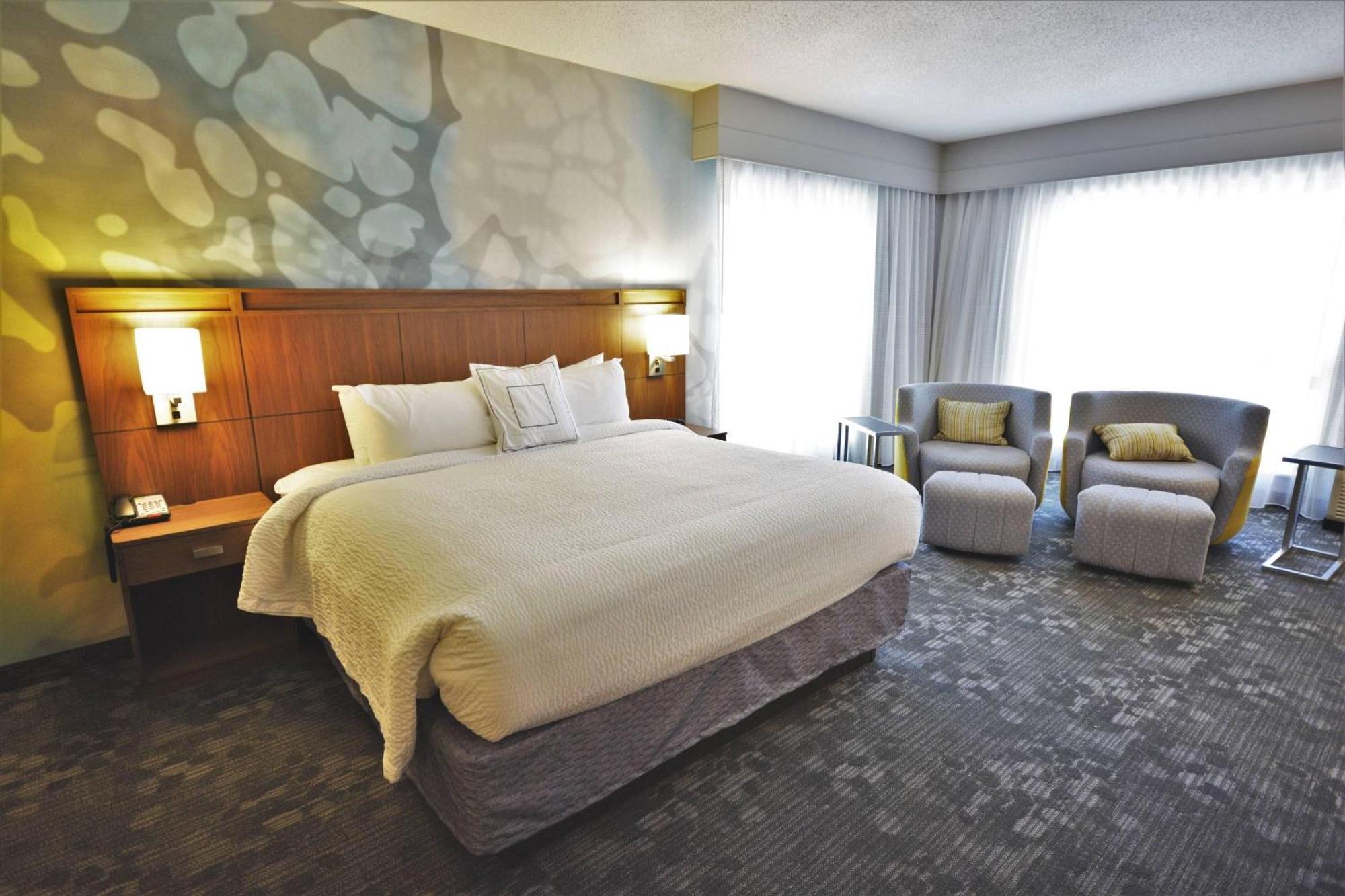 Courtyard By Marriott Asheville Airport Fletcher Buitenkant foto