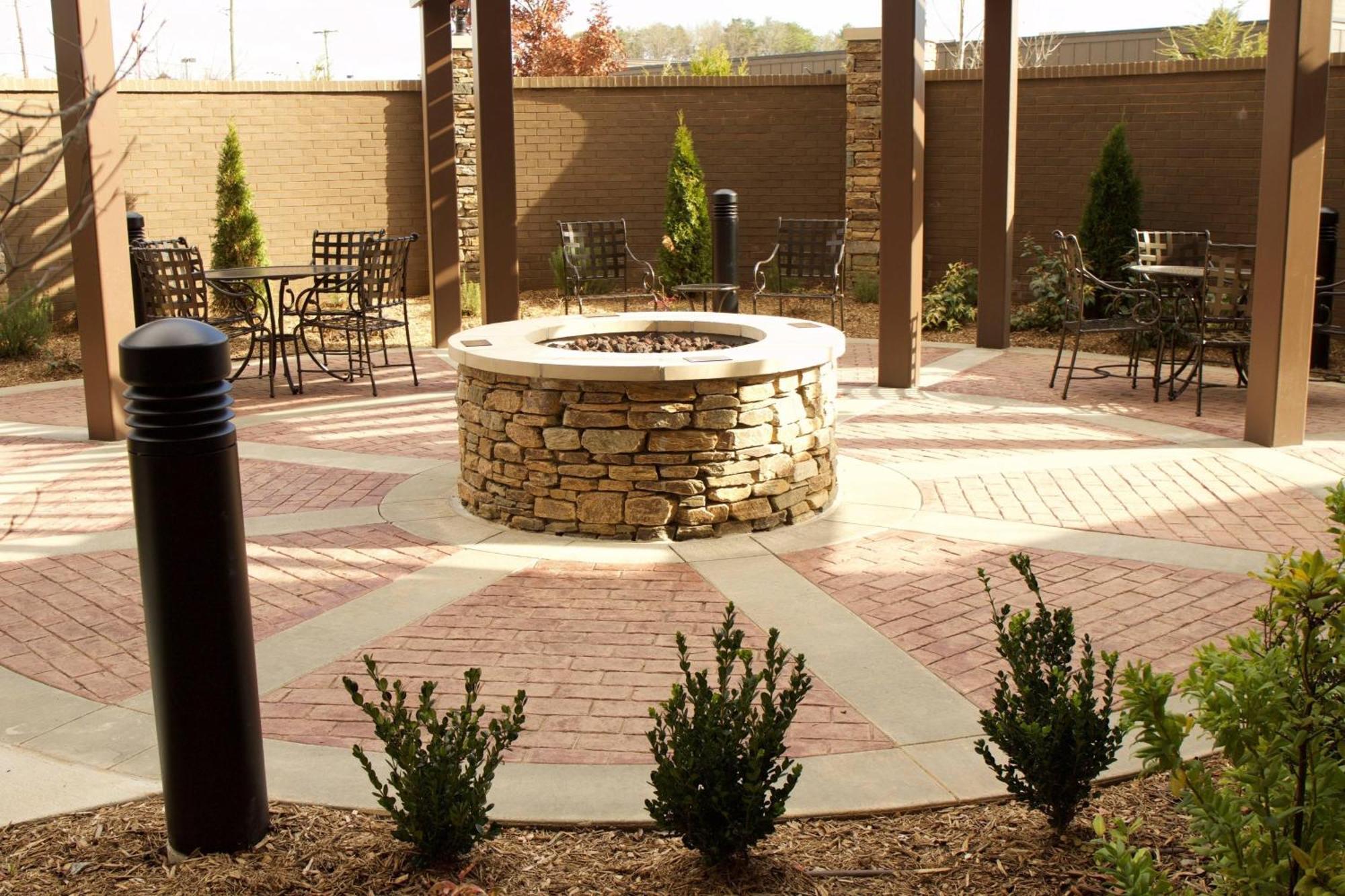 Courtyard By Marriott Asheville Airport Fletcher Buitenkant foto