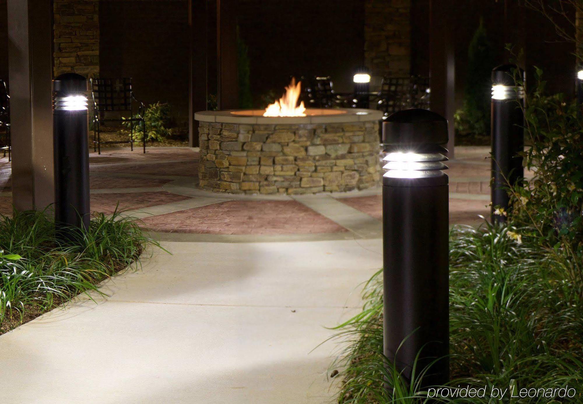 Courtyard By Marriott Asheville Airport Fletcher Buitenkant foto