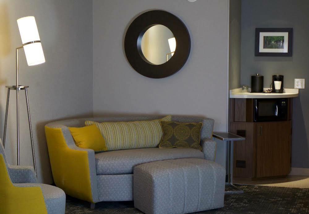 Courtyard By Marriott Asheville Airport Fletcher Buitenkant foto